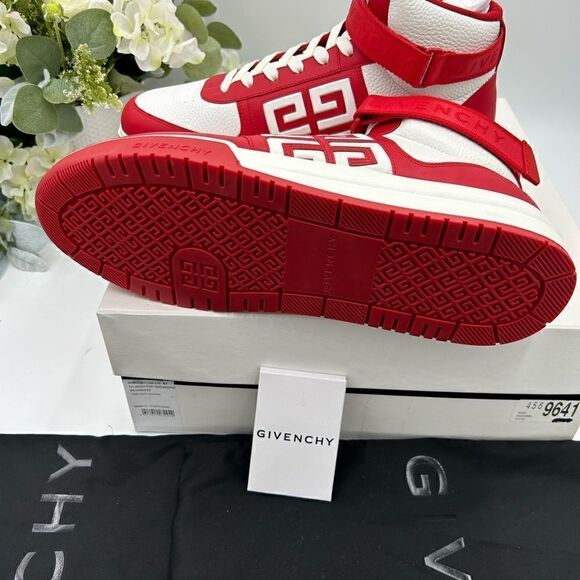 Men’s Givenchy high top pebble,grain  Leather sneakers, size 45 made in Portugal - Picture 6 of 12